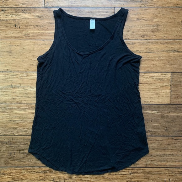 Old Navy Tops - 5 for $25 - Black Tank Top w/ Curved Hem Old Navy Tops - 5 for $25 - Black Tank Top w/ Curved Hem